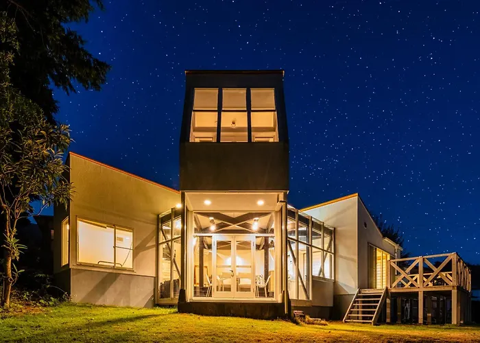 Sunlit Villa Izu -星降る陽だまり森の宿-